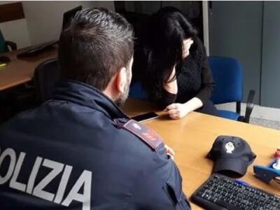 Si invaghisce del collega e lo perseguita, provvedimento di ammonimento per stalking nei confronti della donna