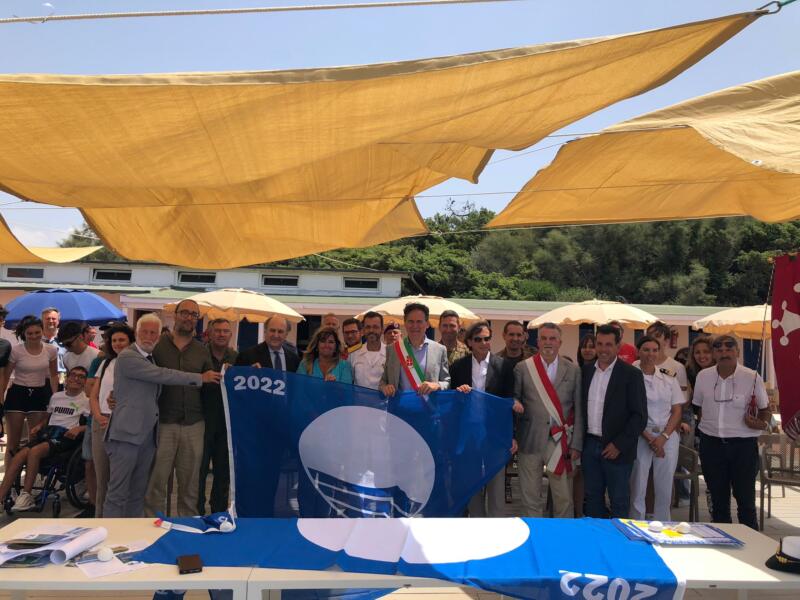<strong>Il litorale pisano conferma le quattro bandiere blu a Tirrenia, Calambrone, Marina e Porto di Pisa</strong>