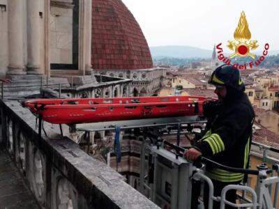 Malore sulla Cupola del Brunelleschi, intervento dei Vigili del Fuoco