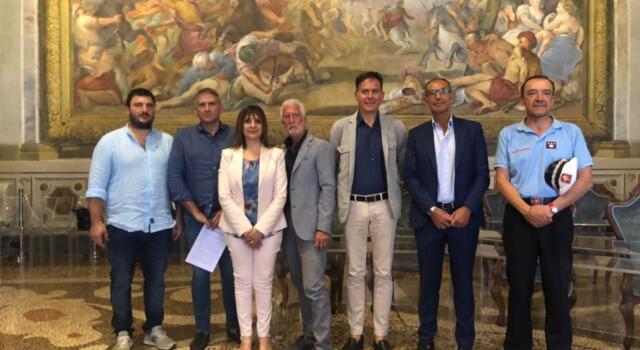 Firmato il “Patto per il decoro urbano e per una movida responsabile” tra Comune di Pisa e associazioni di categoria