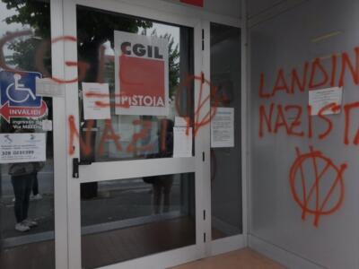 Imbrattata con scritte offensive la sede Cgil di Montecatini (Pistoia). “Ennesimo episodio vergognoso”