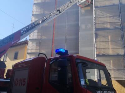 Pisa: malore su impalcatura per operaio, soccorso dei vigili del fuoco