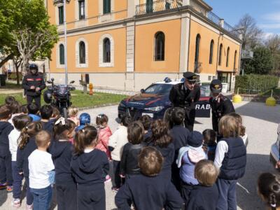 Lezioni sulla cultura alla legalità all’Esedra di Lucca: i Carabinieri incontrano gli studenti