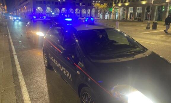 Livorno, i carabinieri arrestano 4 uomini ritenuti responsabili della rissa sfociata dall&#8217;accoltellamento di uno di loro