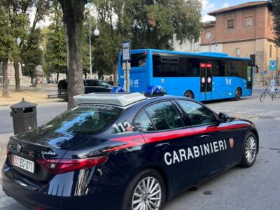 Picchiarono i controllori sul bus per fuggire ai controlli, denunciati due giovani