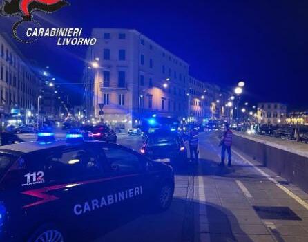 Livorno, controllo del territorio: un uomo denunciato per resistenza e 5 giovani segnalati per consumo personale di stupefacenti