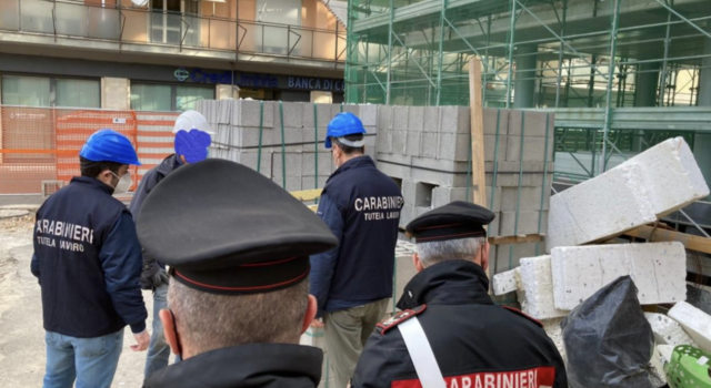 Carenze sulla sicurezza nel cantiere, denunciate due persone