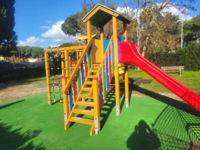 Con la droga davanti a un parco giochi: obbligo di dimora nel pistoiese