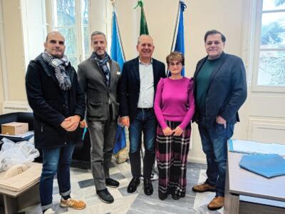 Pietrasanta, una delegazione di Forza Italia incontra il sindaco