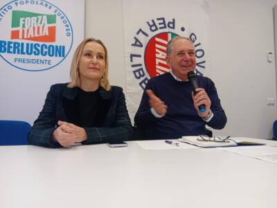 Forza Italia: “La collaborazione tra comuni versiliesi sui cartelloni estivi è un modello da seguire”