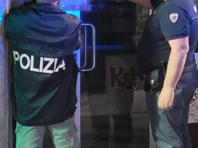 Risse con coltelli davanti il locale, Questore chiude negozio kebab